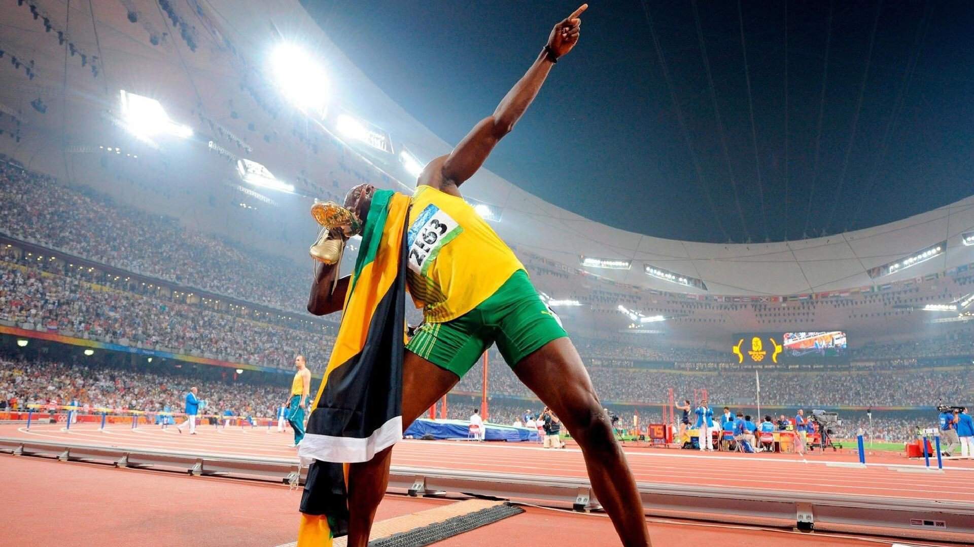 库里晒家庭训练日常强调陪伴重要，库里训练视频基础动作